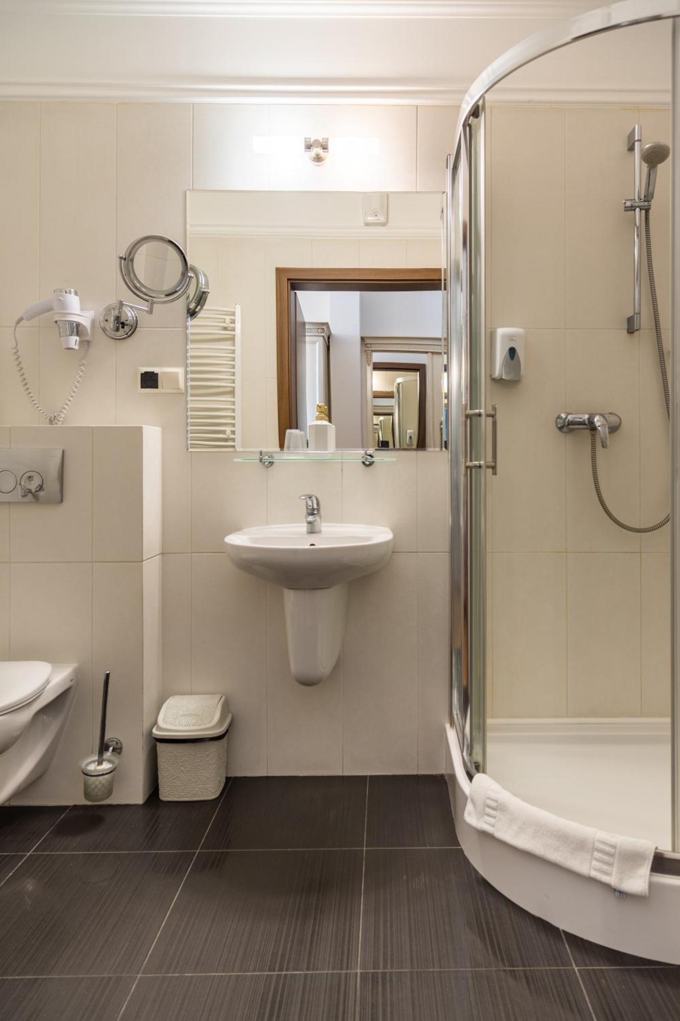 Hotel Kresowiak Siemiatycze Bagian luar foto