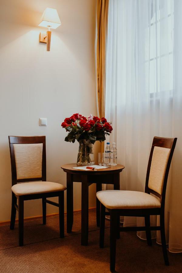 Hotel Kresowiak Siemiatycze Bagian luar foto